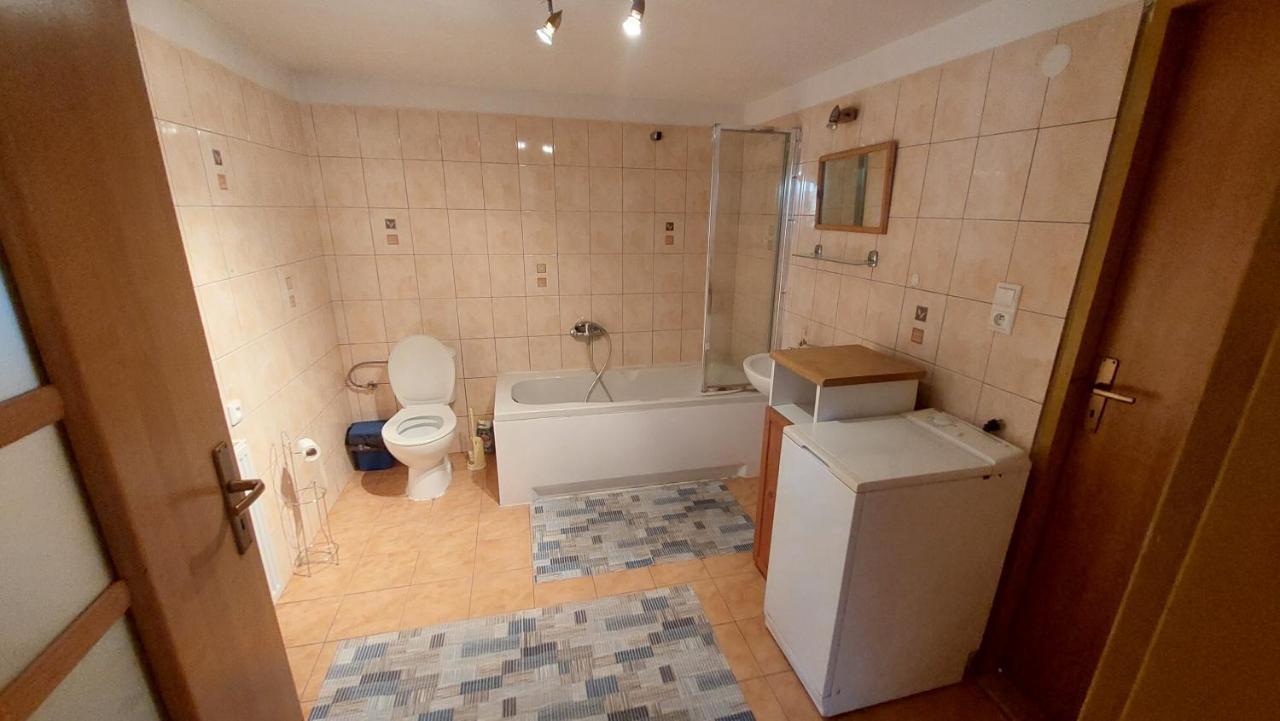 Lúčky Privat 498酒店 外观 照片